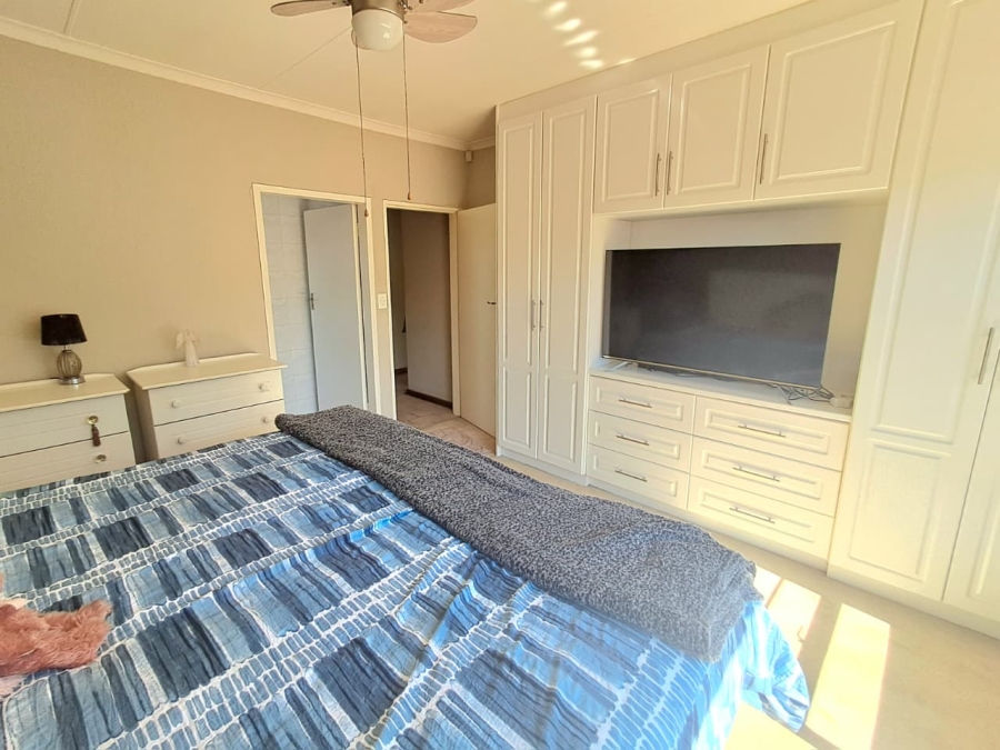 3 Bedroom Property for Sale in Mayberry Park Gauteng