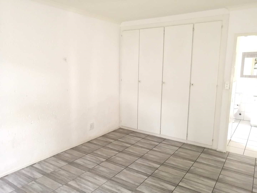 2 Bedroom Property for Sale in Morningside Gauteng