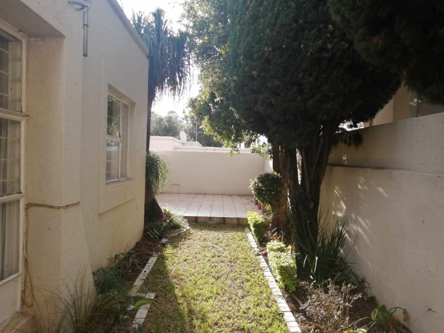 2 Bedroom Property for Sale in Morningside Gauteng