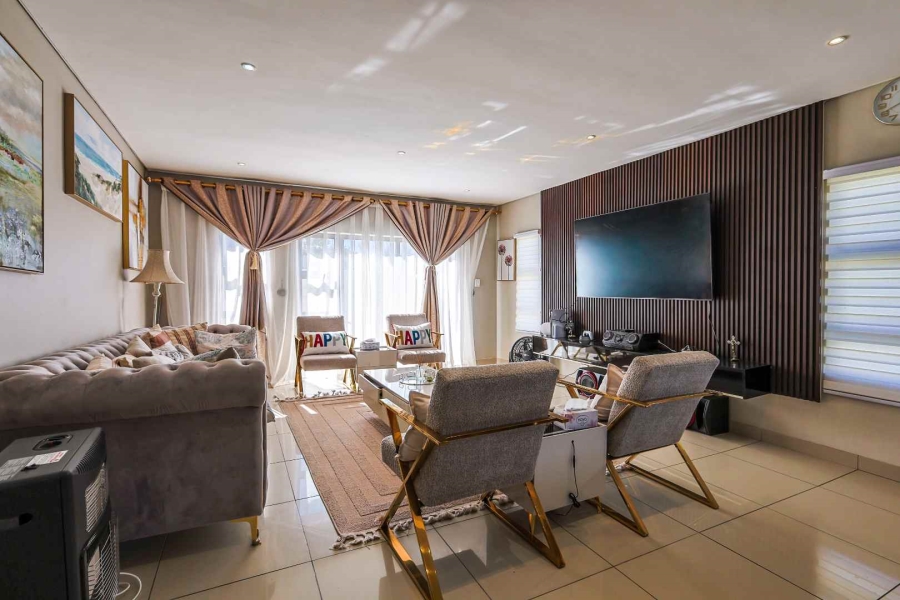 2 Bedroom Property for Sale in Equestria Gauteng