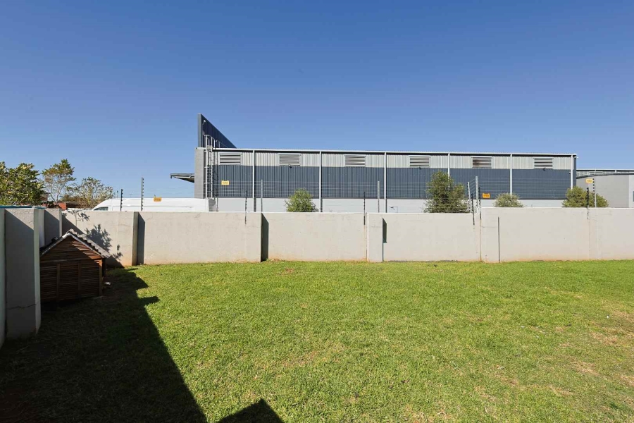 2 Bedroom Property for Sale in Equestria Gauteng