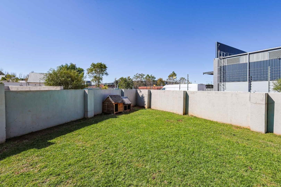 2 Bedroom Property for Sale in Equestria Gauteng