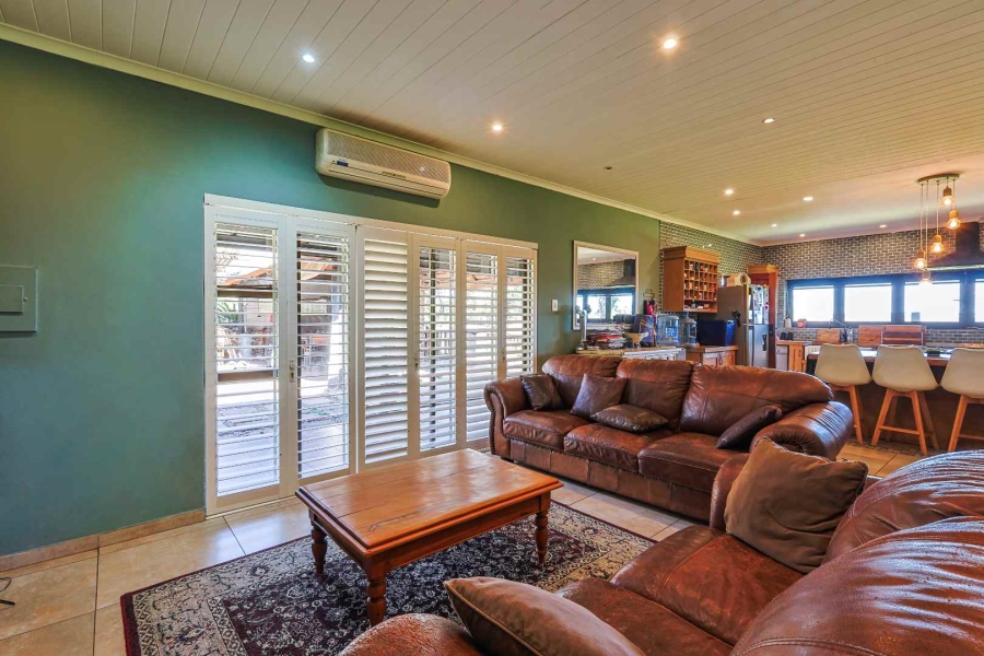 3 Bedroom Property for Sale in Zwavelpoort Gauteng
