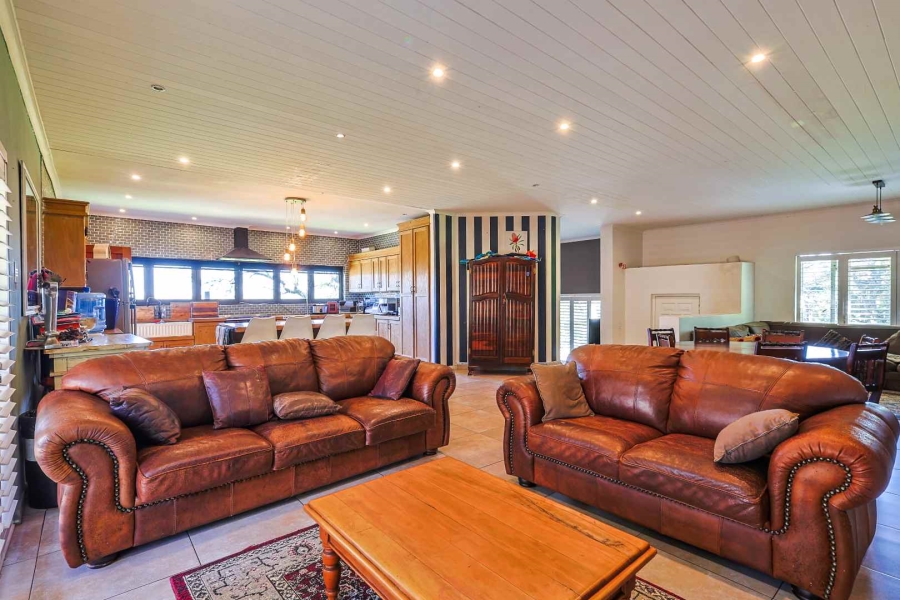 3 Bedroom Property for Sale in Zwavelpoort Gauteng