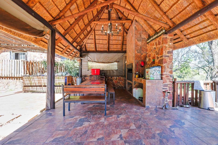 3 Bedroom Property for Sale in Zwavelpoort Gauteng