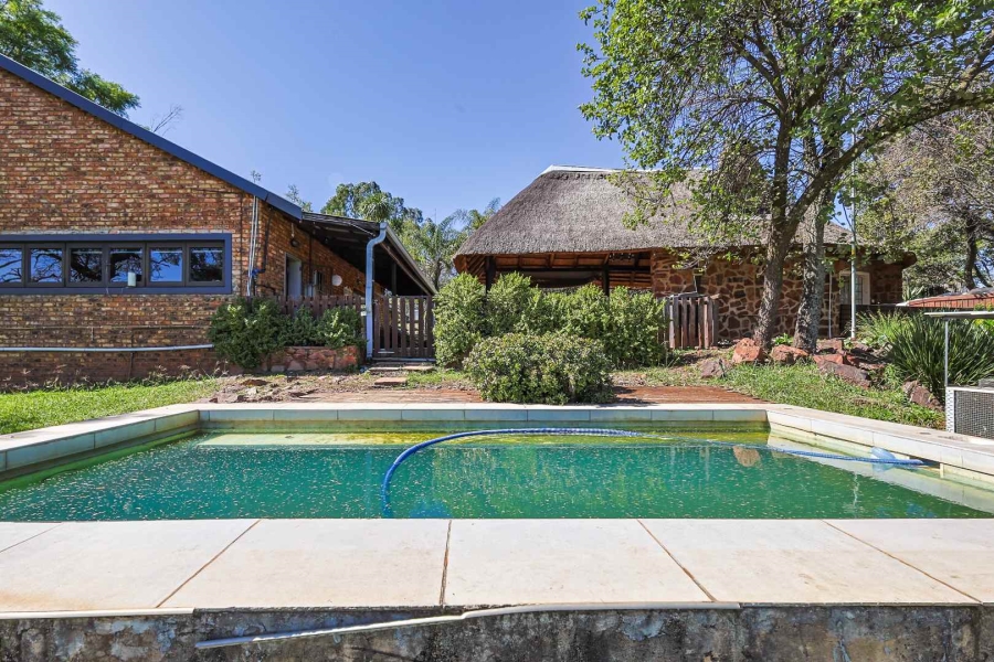 3 Bedroom Property for Sale in Zwavelpoort Gauteng