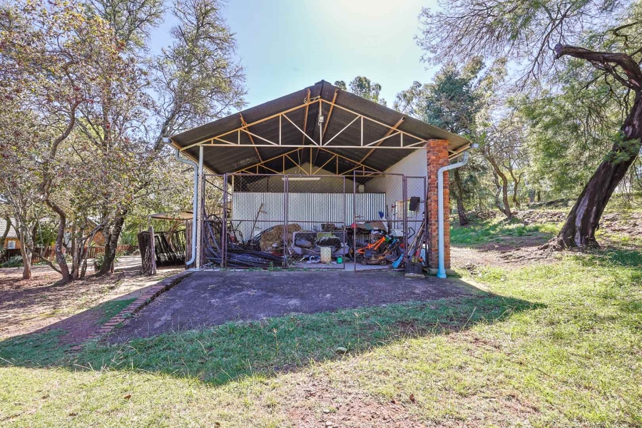 3 Bedroom Property for Sale in Zwavelpoort Gauteng