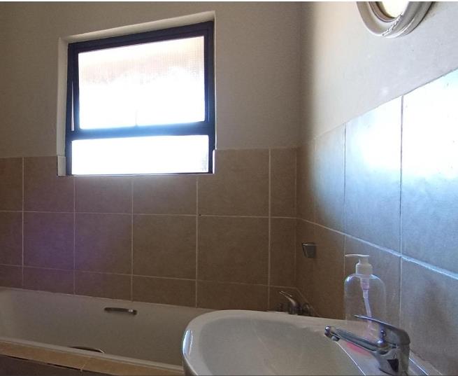 2 Bedroom Property for Sale in Chantelle Gauteng