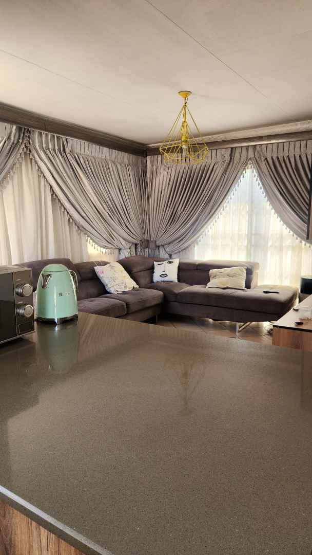 3 Bedroom Property for Sale in The Orchards Gauteng