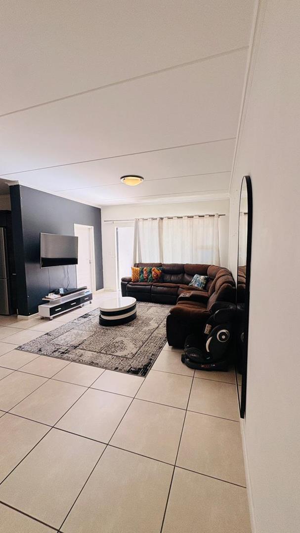 To Let 3 Bedroom Property for Rent in Modderfontein Gauteng