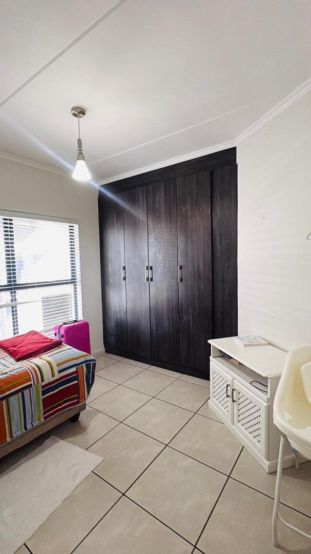 To Let 3 Bedroom Property for Rent in Modderfontein Gauteng