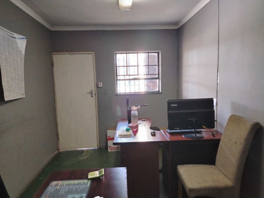 To Let 0 Bedroom Property for Rent in Alrode Gauteng
