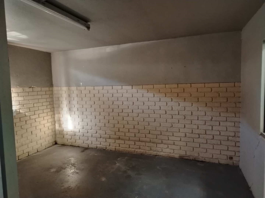 To Let 0 Bedroom Property for Rent in Alrode Gauteng