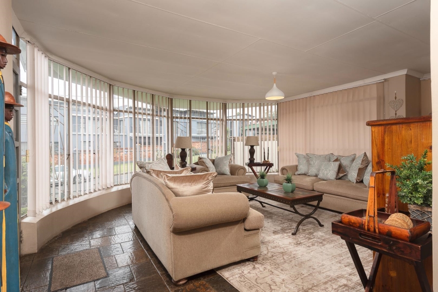 4 Bedroom Property for Sale in South Crest Gauteng
