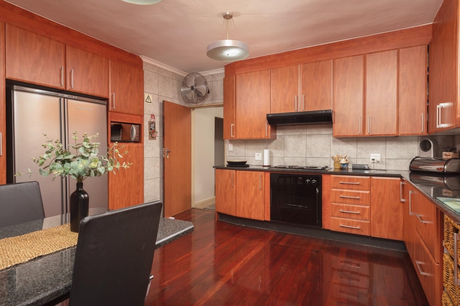 4 Bedroom Property for Sale in South Crest Gauteng