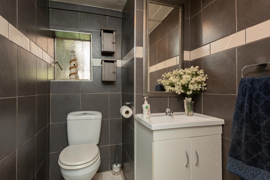 4 Bedroom Property for Sale in South Crest Gauteng
