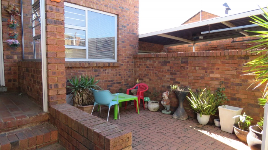 3 Bedroom Property for Sale in Mayberry Park Gauteng