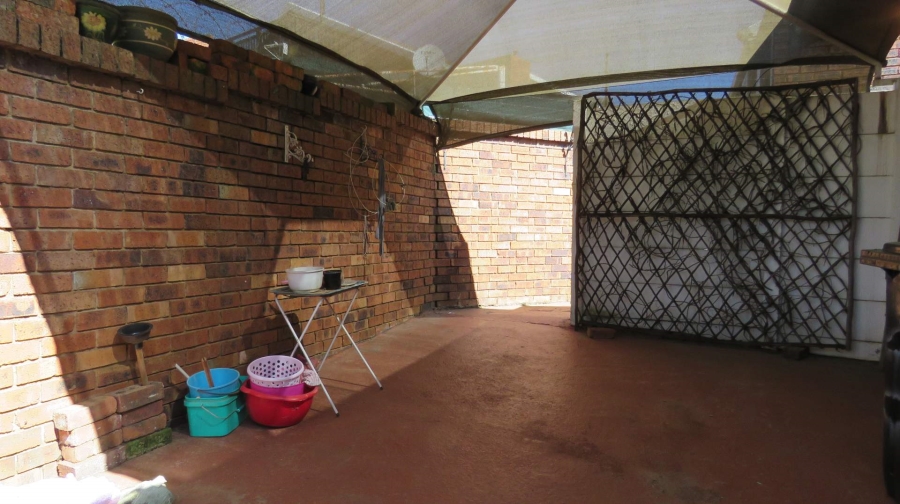 3 Bedroom Property for Sale in Mayberry Park Gauteng