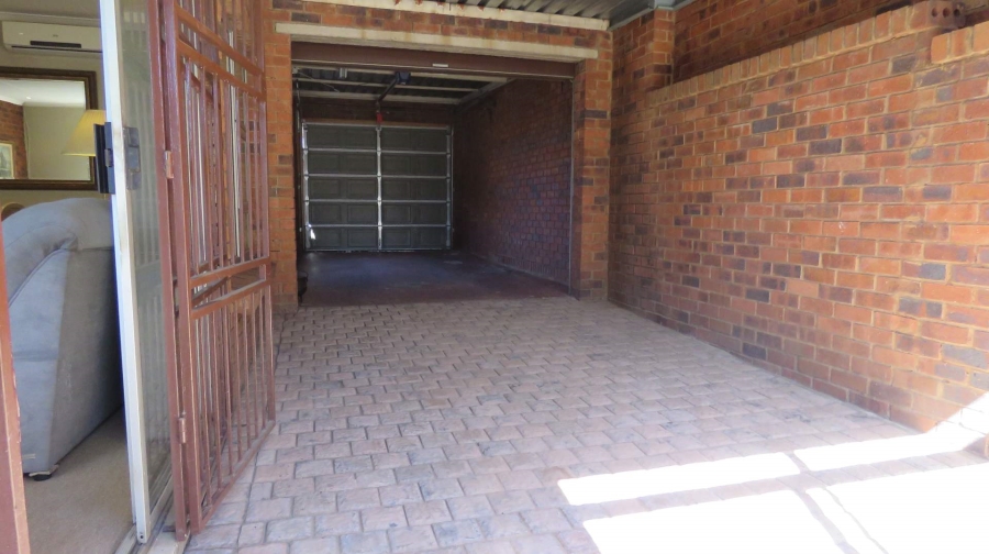 3 Bedroom Property for Sale in Mayberry Park Gauteng