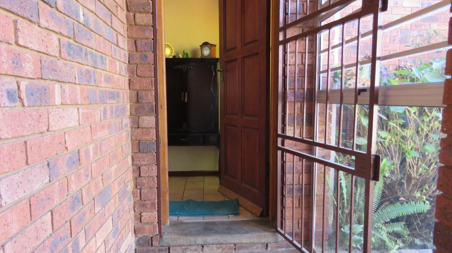 3 Bedroom Property for Sale in Mayberry Park Gauteng