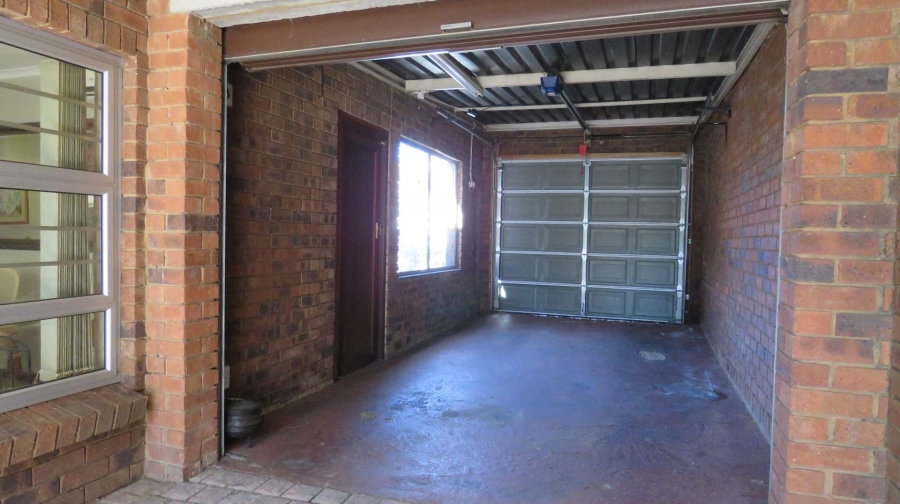 3 Bedroom Property for Sale in Mayberry Park Gauteng