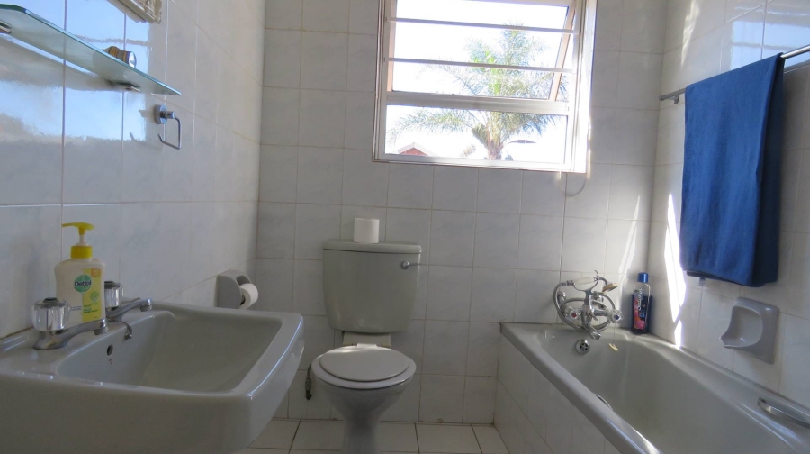 3 Bedroom Property for Sale in Mayberry Park Gauteng