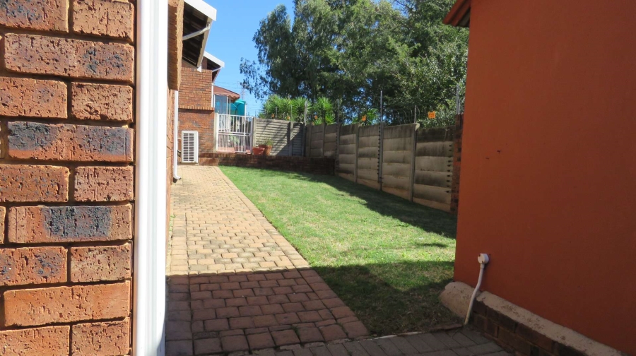 3 Bedroom Property for Sale in Mayberry Park Gauteng