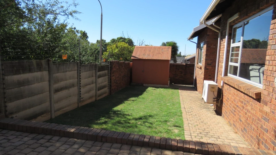3 Bedroom Property for Sale in Mayberry Park Gauteng