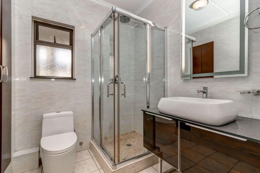 2 Bedroom Property for Sale in Fourways Gauteng