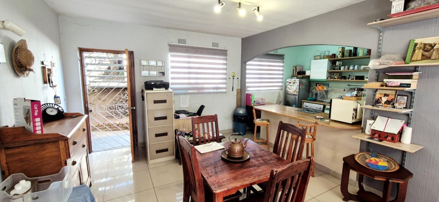 1 Bedroom Property for Sale in Corlett Gardens Gauteng