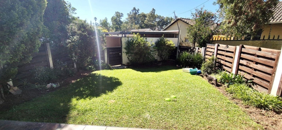 1 Bedroom Property for Sale in Corlett Gardens Gauteng