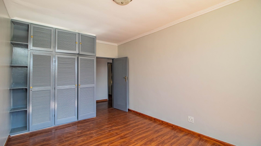 To Let 4 Bedroom Property for Rent in Lakefield Gauteng
