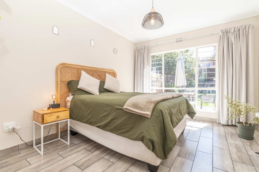 2 Bedroom Property for Sale in Gallo Manor Gauteng