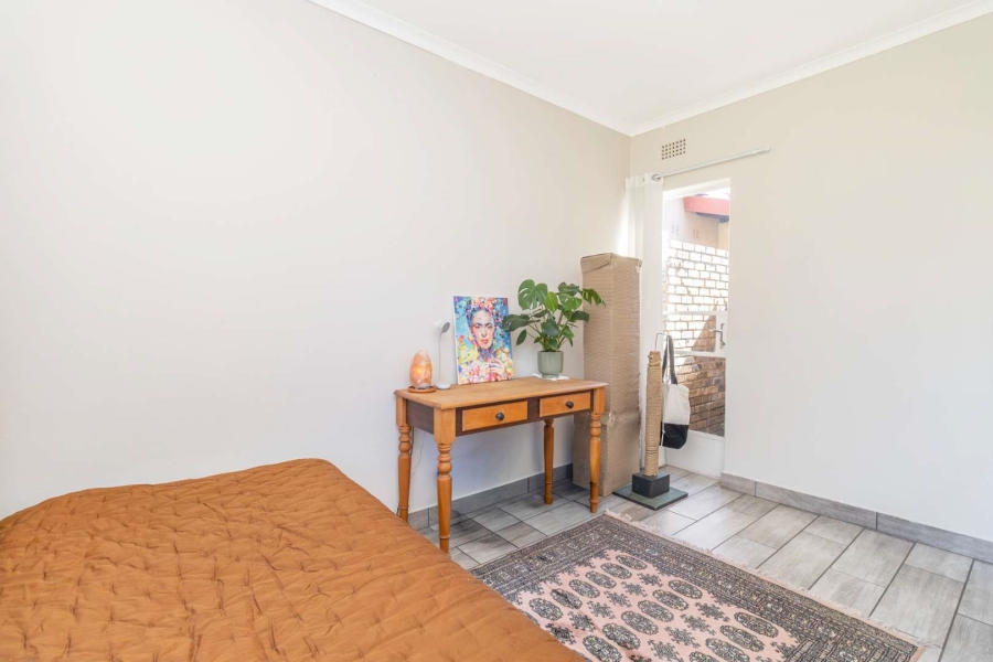 2 Bedroom Property for Sale in Gallo Manor Gauteng