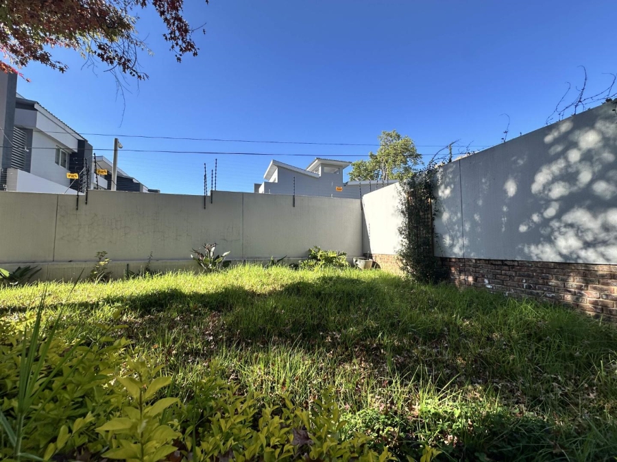 2 Bedroom Property for Sale in Bryanston Gauteng