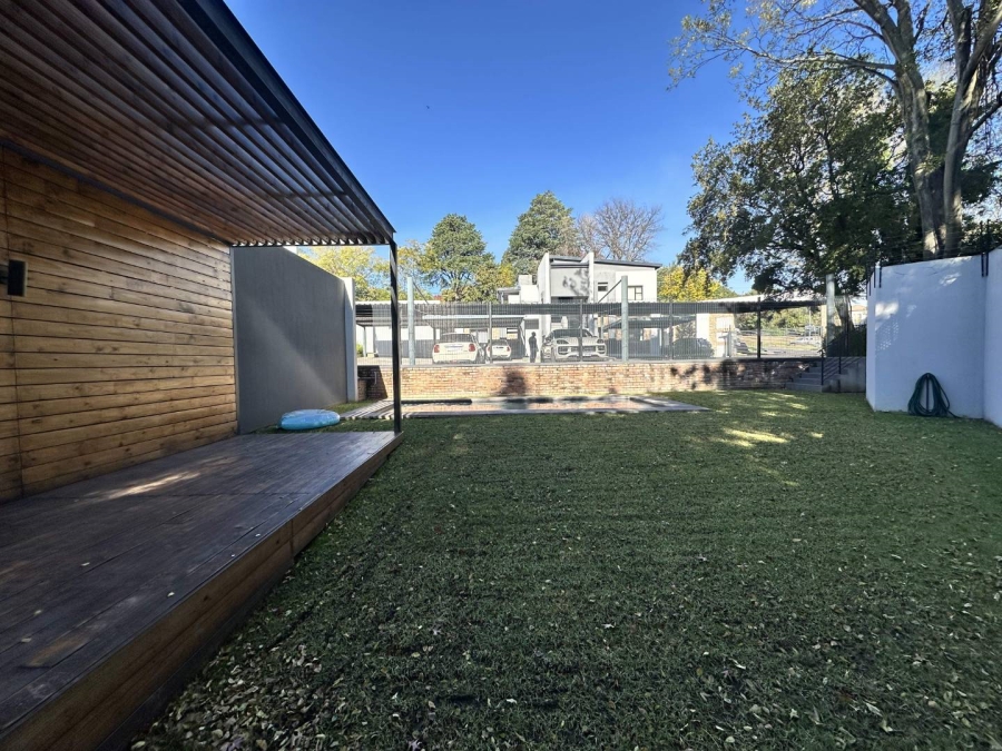 2 Bedroom Property for Sale in Bryanston Gauteng