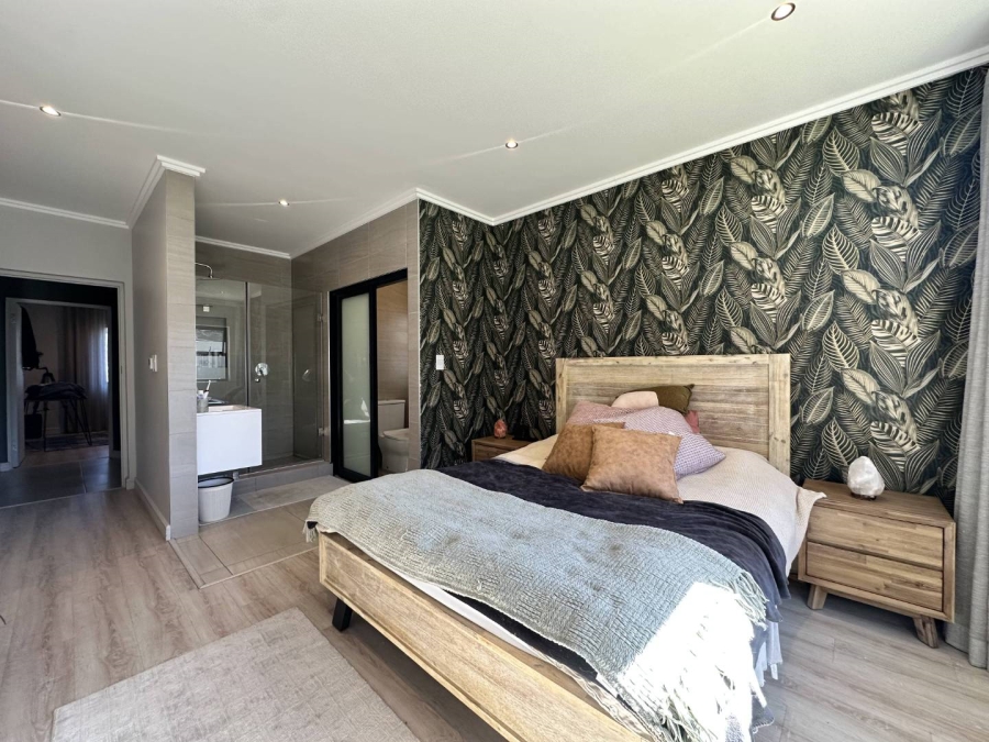 To Let 2 Bedroom Property for Rent in Bryanston Gauteng