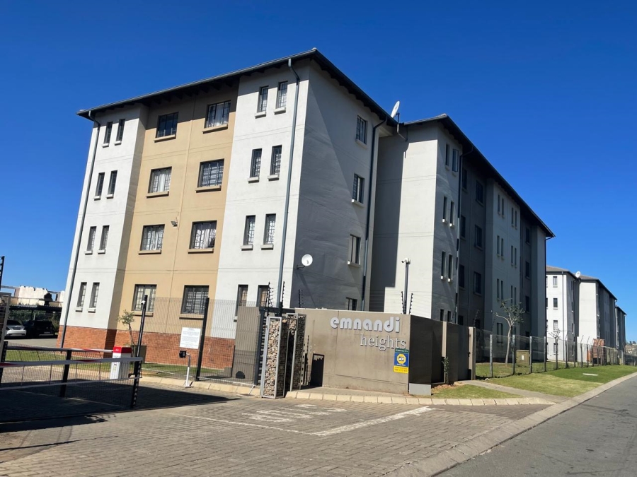 2 Bedroom Property for Sale in Fleurhof Gauteng