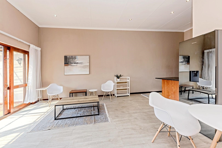 2 Bedroom Property for Sale in Paulshof Gauteng