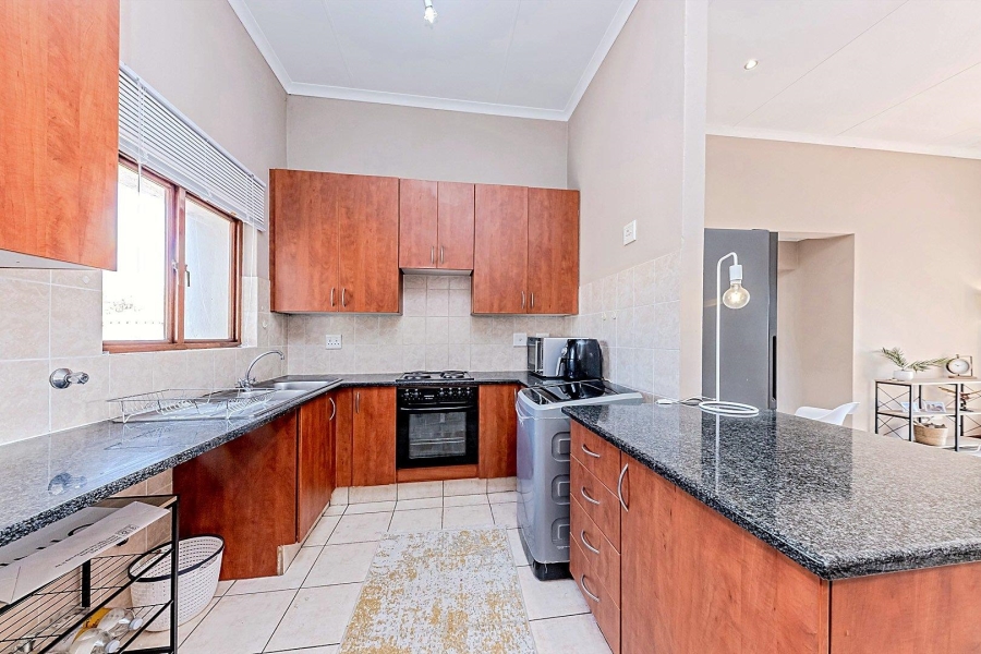 2 Bedroom Property for Sale in Paulshof Gauteng