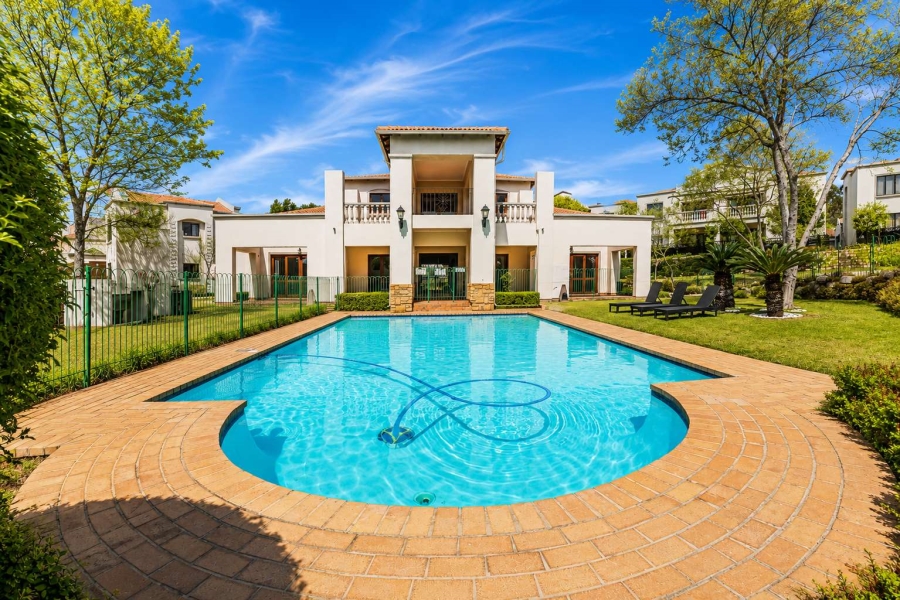 2 Bedroom Property for Sale in Paulshof Gauteng