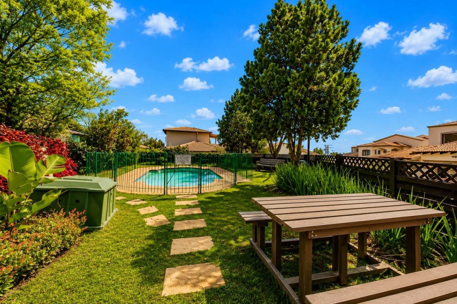 2 Bedroom Property for Sale in Paulshof Gauteng