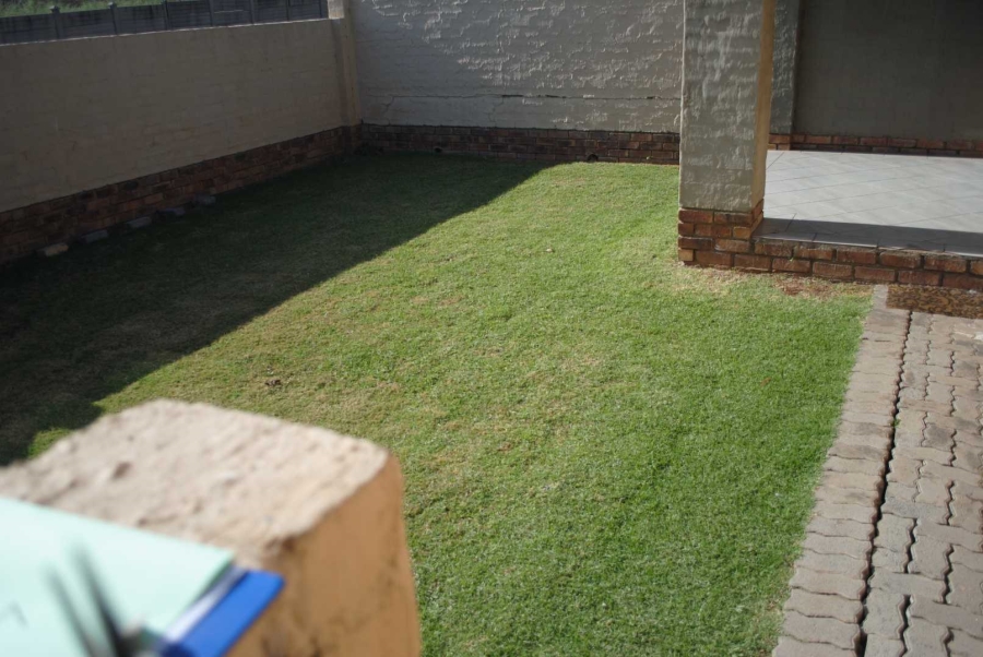 2 Bedroom Property for Sale in Riversdale Gauteng