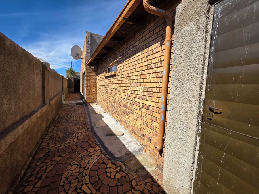 3 Bedroom Property for Sale in Tsakane Gauteng