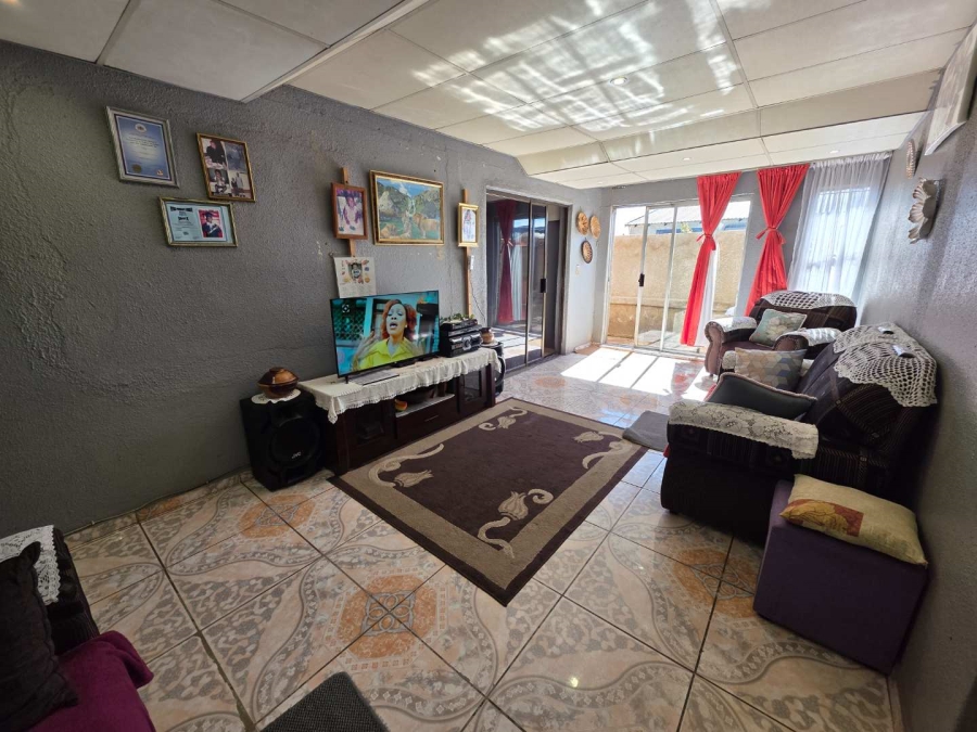 3 Bedroom Property for Sale in Tsakane Gauteng
