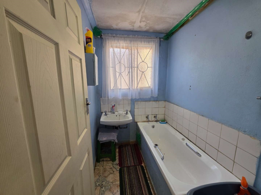 3 Bedroom Property for Sale in Tsakane Gauteng