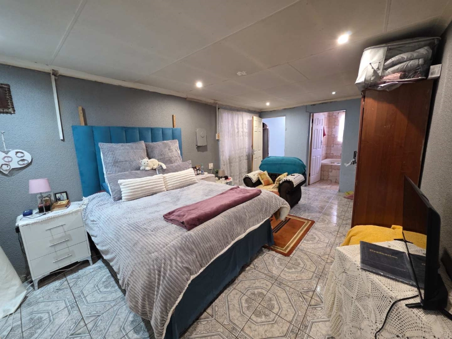 3 Bedroom Property for Sale in Tsakane Gauteng