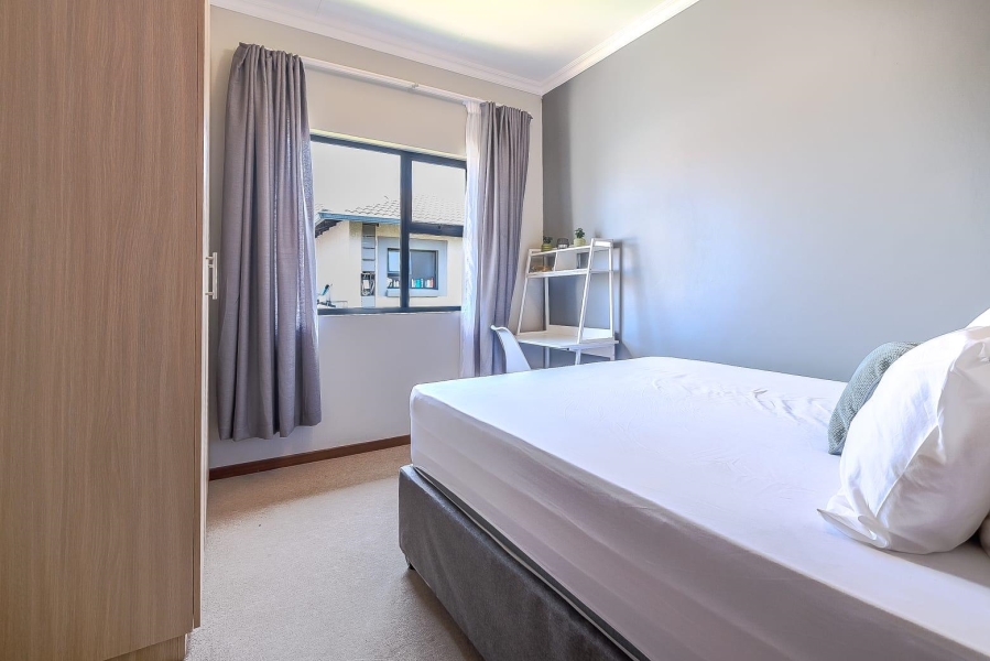 2 Bedroom Property for Sale in Noordwyk Gauteng