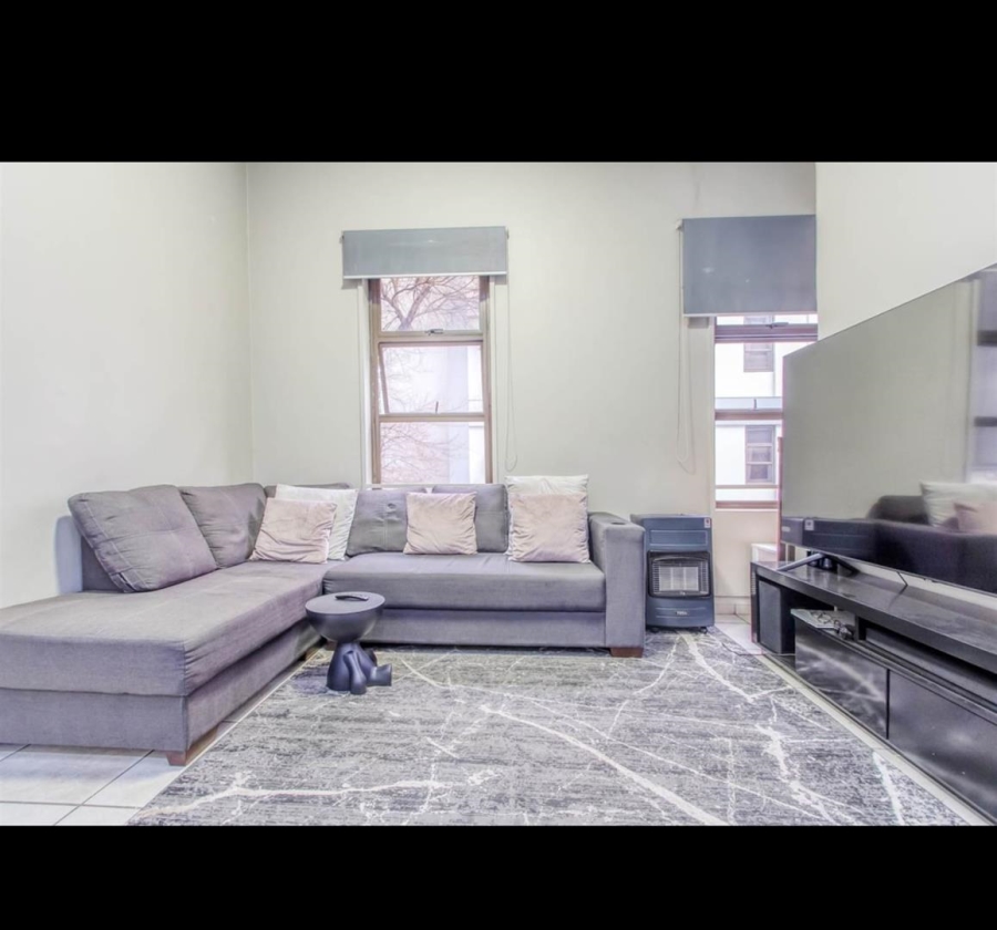 1 Bedroom Property for Sale in Rosebank Gauteng