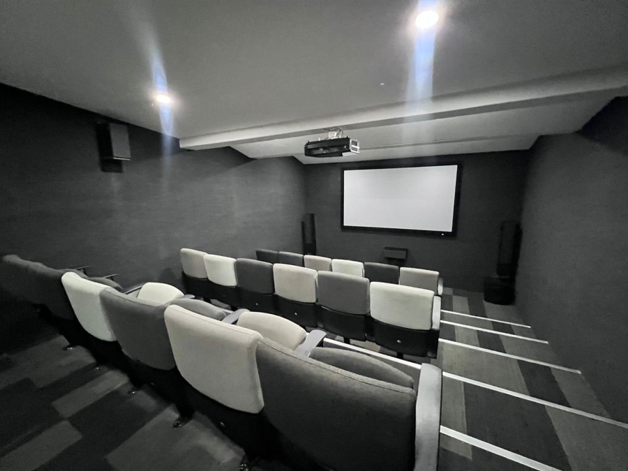 1 Bedroom Property for Sale in Rosebank Gauteng